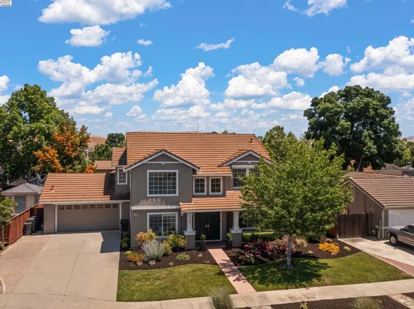 1387 Meadow Ct, Livermore, CA 94551