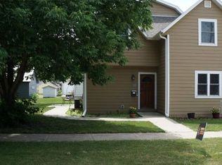 1302 16th St, Rock Valley, IA 51247