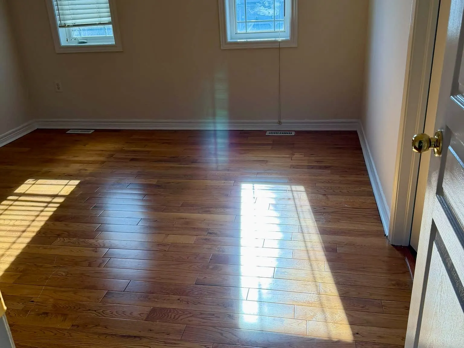4 bed, $2,950 — Photo 4