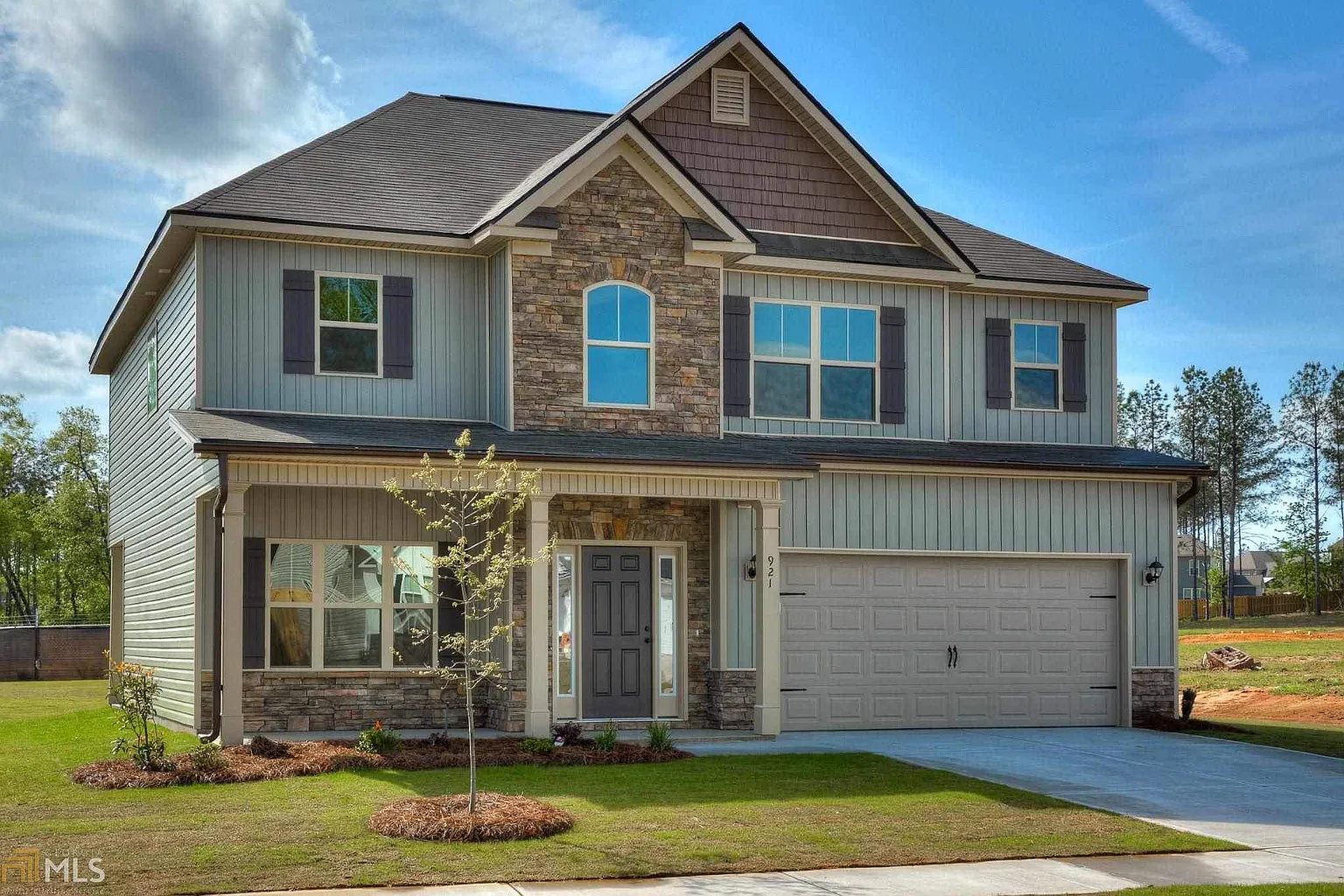 105 Orchard Dr photo 1