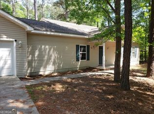 1254 Lakeview Rd, Statesboro, GA 30461