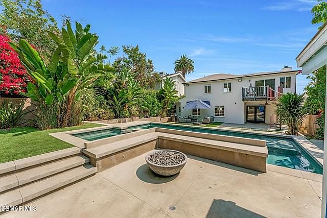 1st image of 3651 S Bentley Ave