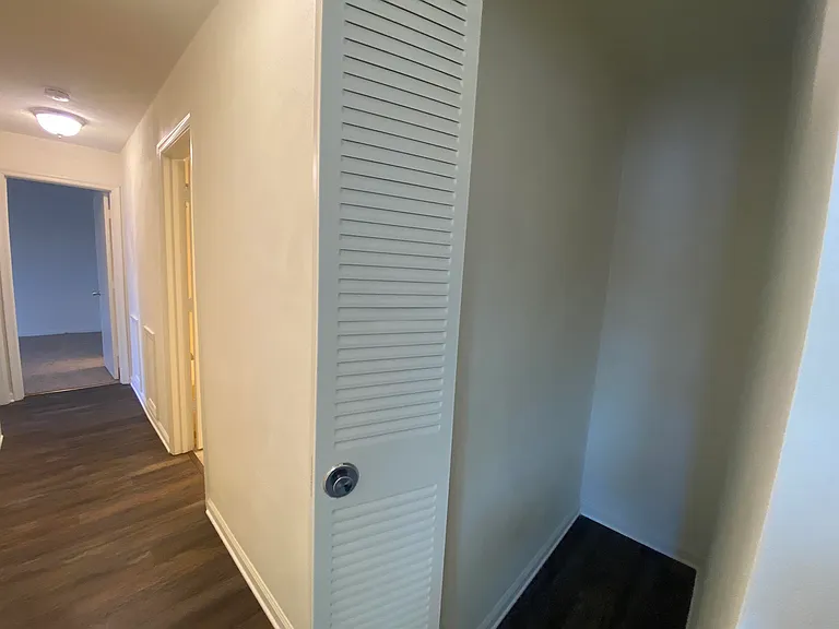 Princeton Circle West Apartments — Photo 86