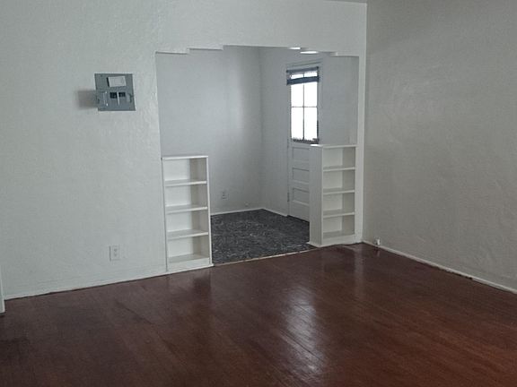 3rd image of 831 Meridian Ave #6