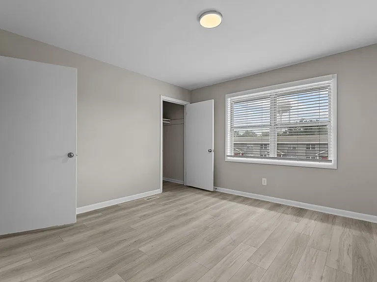 Shenandoah Townhomes — Photo 18