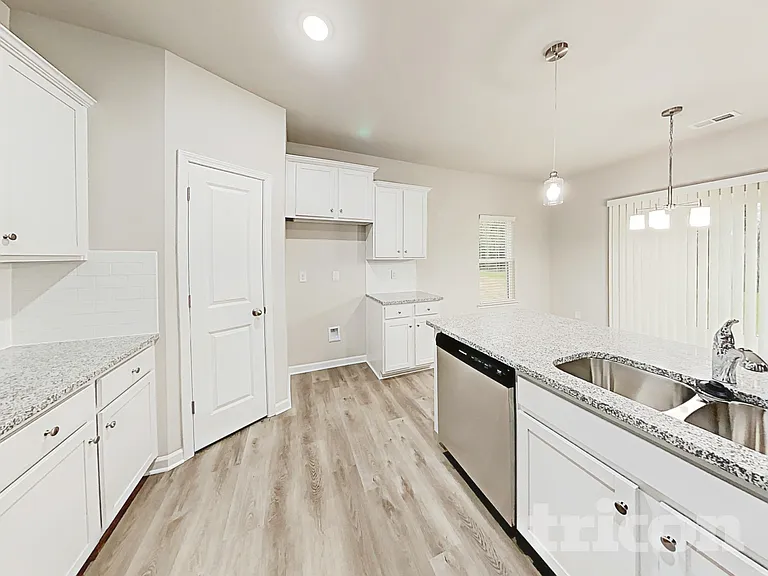 205 Spring Knoll Dr — Photo 19
