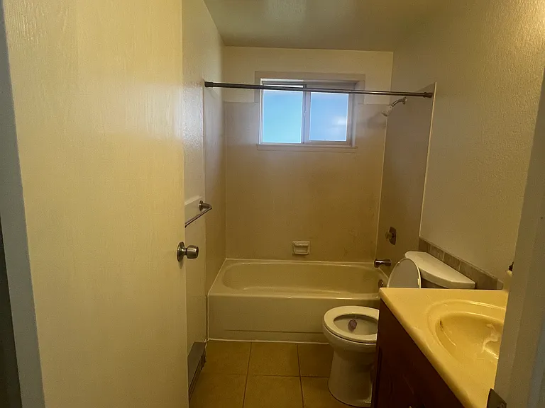 18328 Hurst Rd #604 — Photo 8
