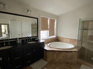 23413 Berkeley Meadows Dr, Ashburn, VA 20148