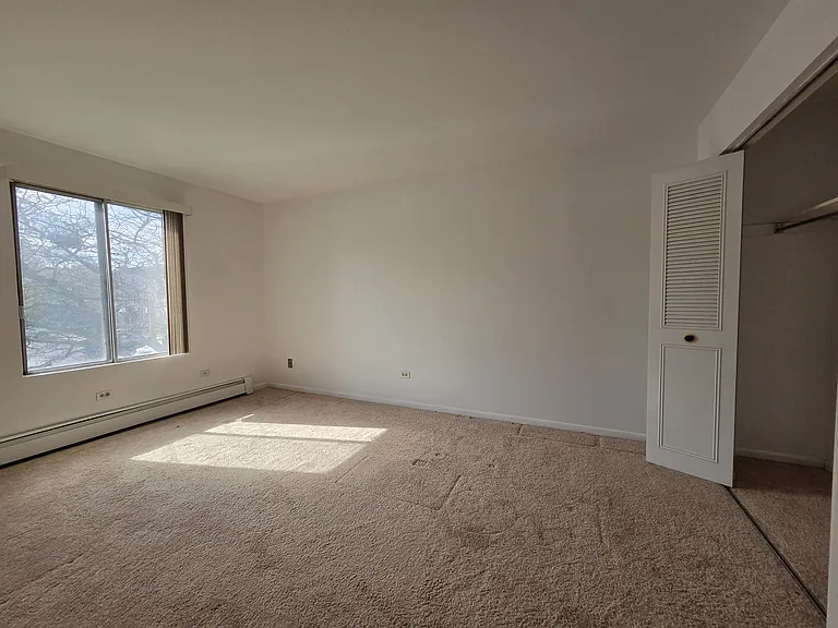 4 Crestview Ln #10 — Photo 7