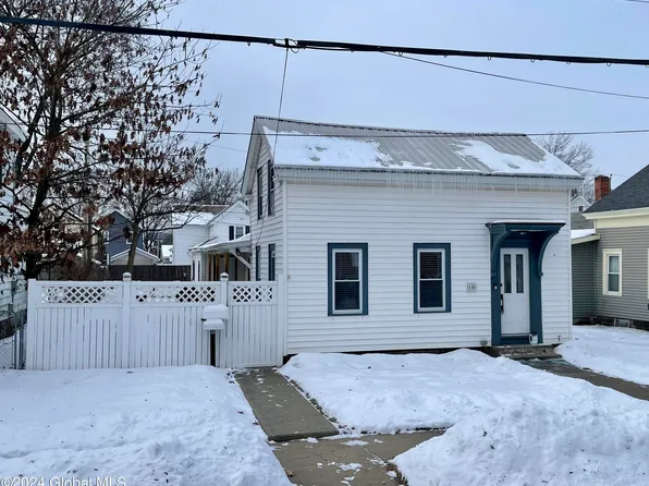 10 Flandreaux Avenue, Glens Falls, NY 12801