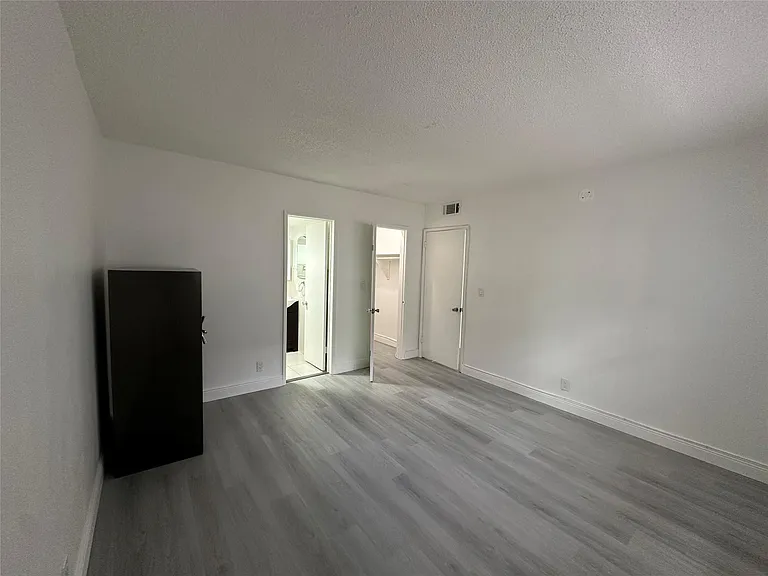 651 Pine Dr — Photo 18