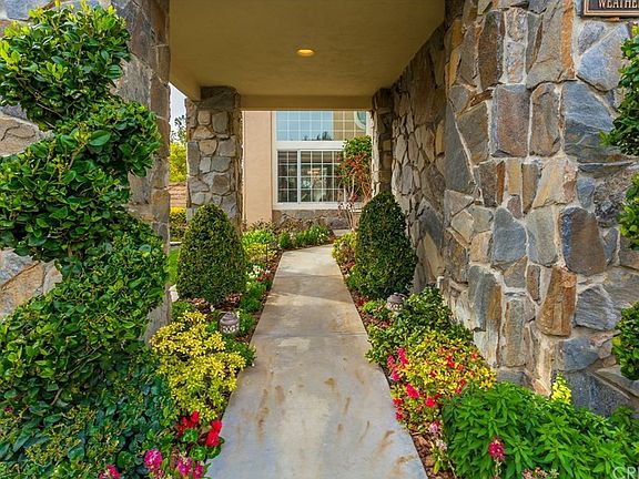 2nd image of 27419 Weathersfield Dr