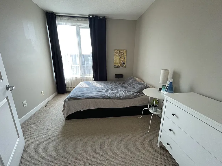 328 21st Ave SW #501 — Photo 33