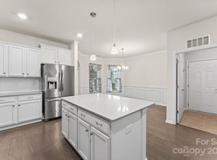 517 Cellini Pl, Mount Holly, NC 28120