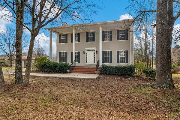 1150 Lee Road 250 — Photo 2