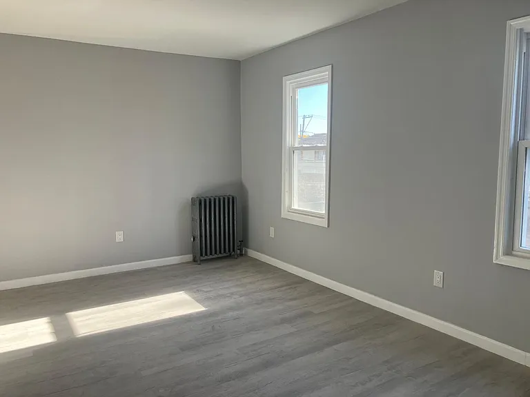 25 S Goodwin Ave — Photo 11