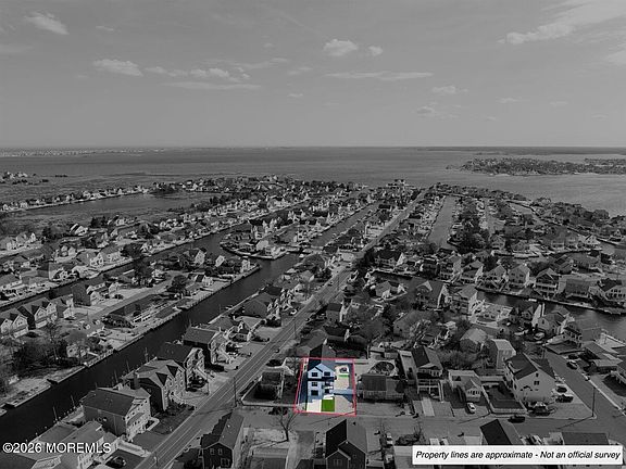 3rd image of 5 Shore Pine Drive