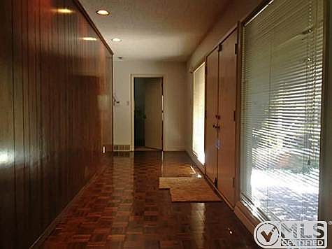 5th image of 4204 Hartwood Dr