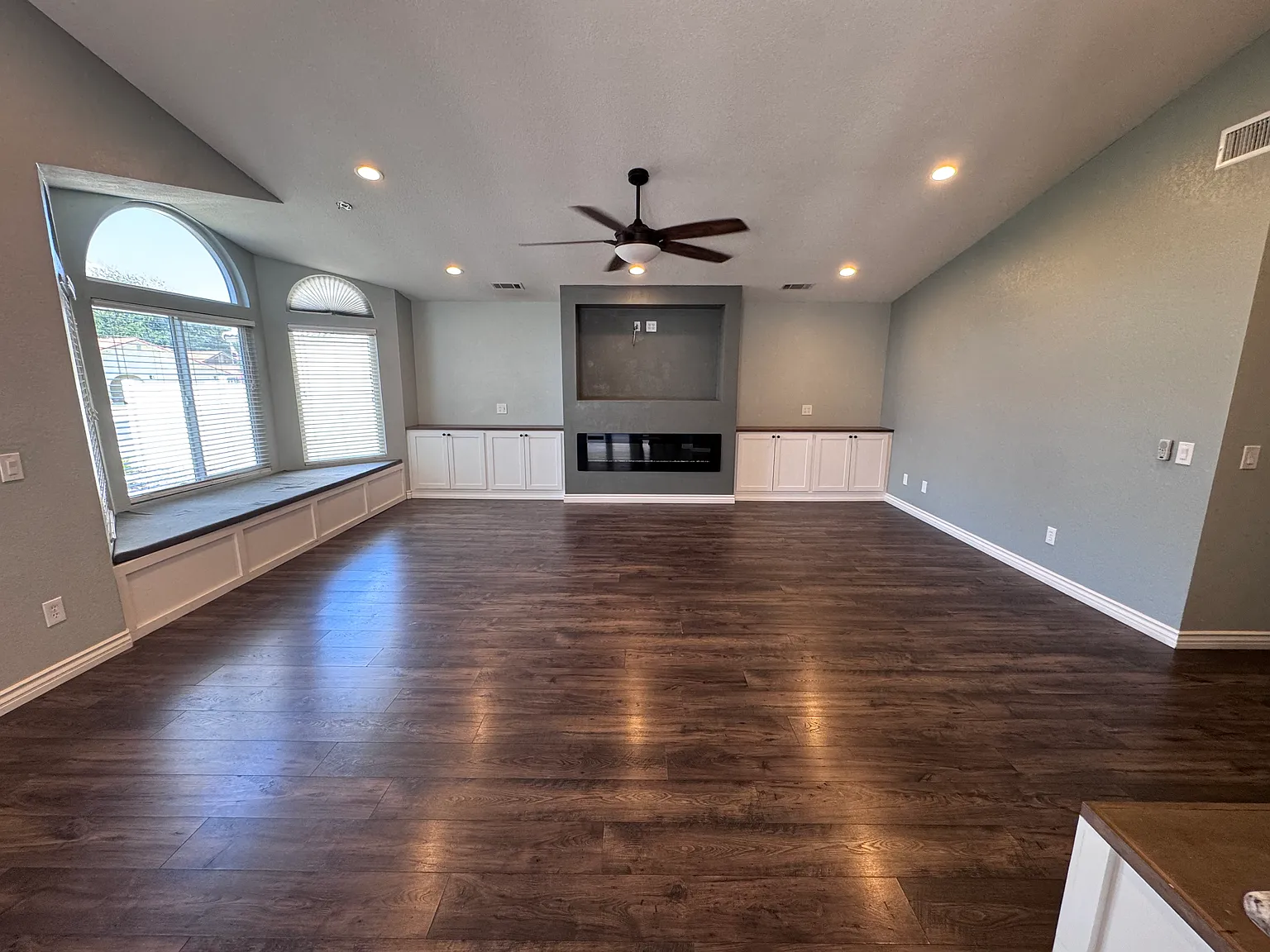 13073 Caspian Dr — Photo 2