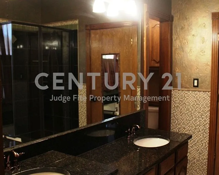 3316 Camden Dr — Photo 10