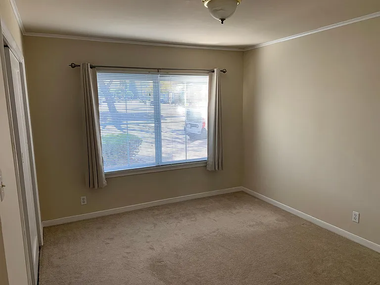 830 El Camino Real — Photo 7