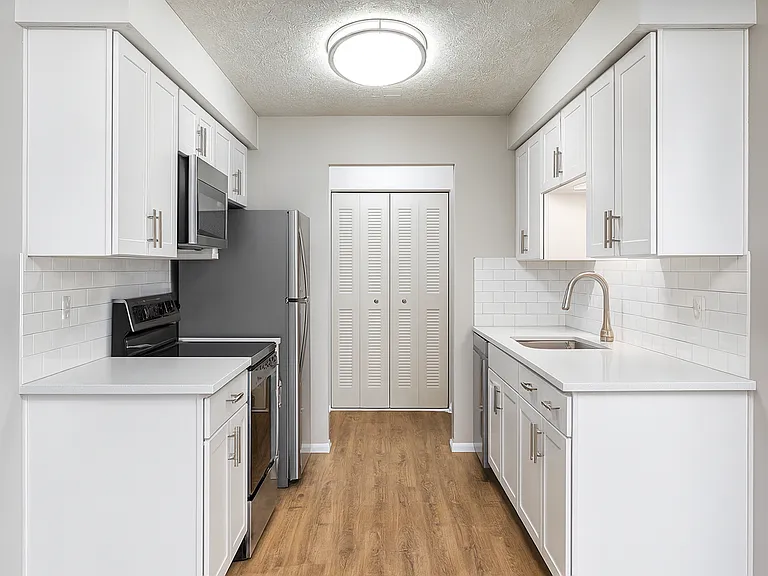 Salem Courthouse — Photo 8