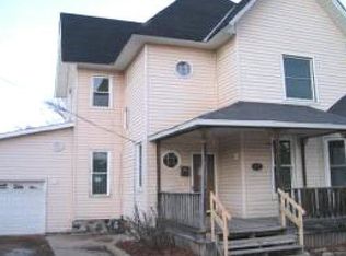336 W Fulton St, Waupaca, WI 54981