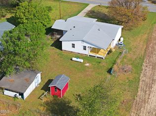 945 Old School Rd, Four Oaks, NC 27524