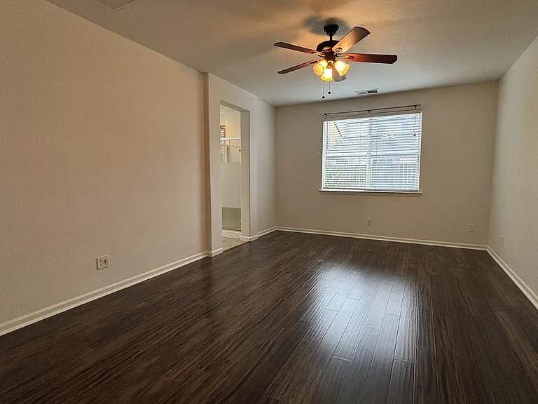 2405 El Vaquero Dr — Photo 14