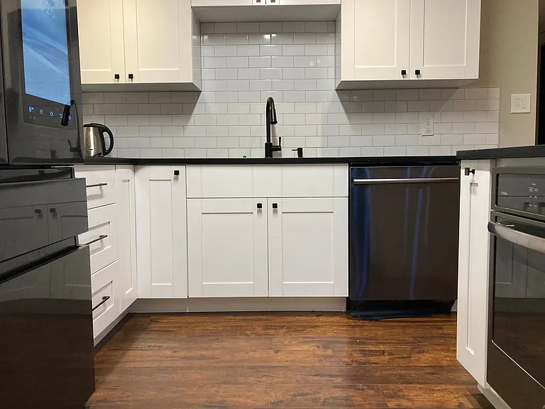 8208 Baja Blvd — Photo 2