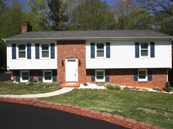 31 Goldfinch Dr, Lynchburg, VA 24502