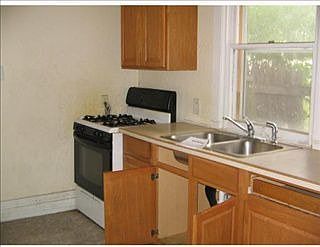3rd image of 1624 Catalpa Ave
