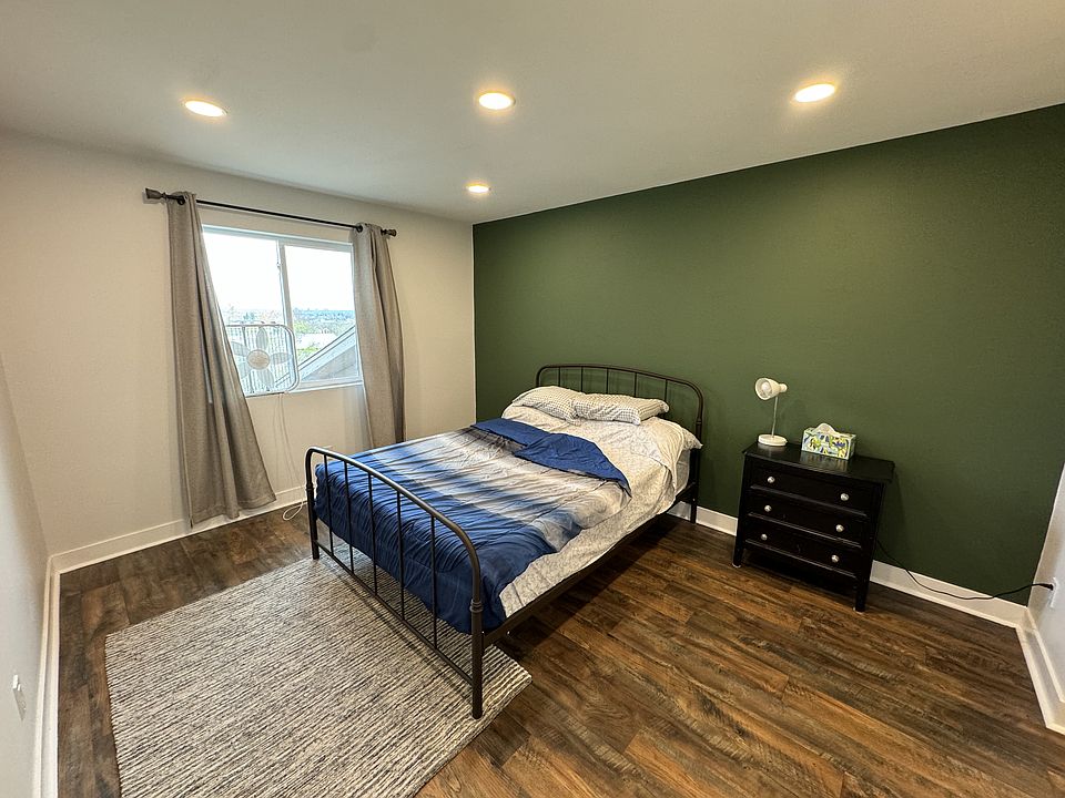 Private Bedroom - furnished