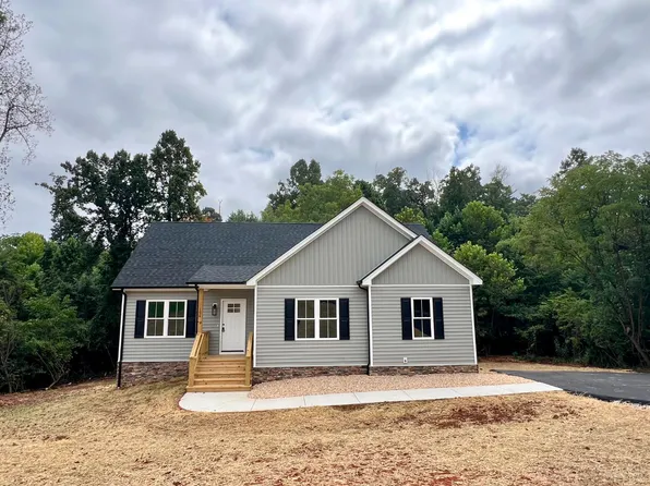 124 Saponi Dr, Madison Heights, VA 24572