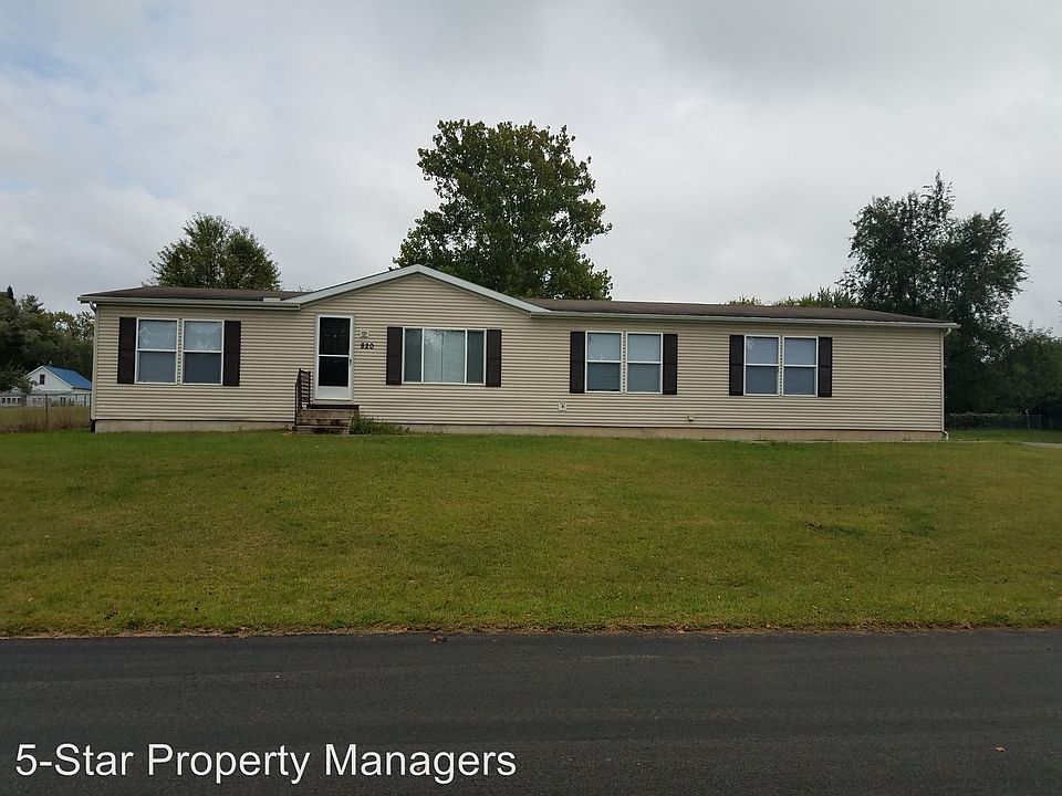 1st image of 820 Highland Dr