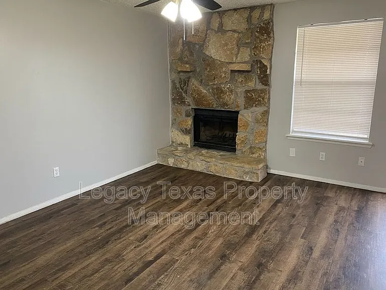 1604 Sun Valley Dr #B — Photo 10
