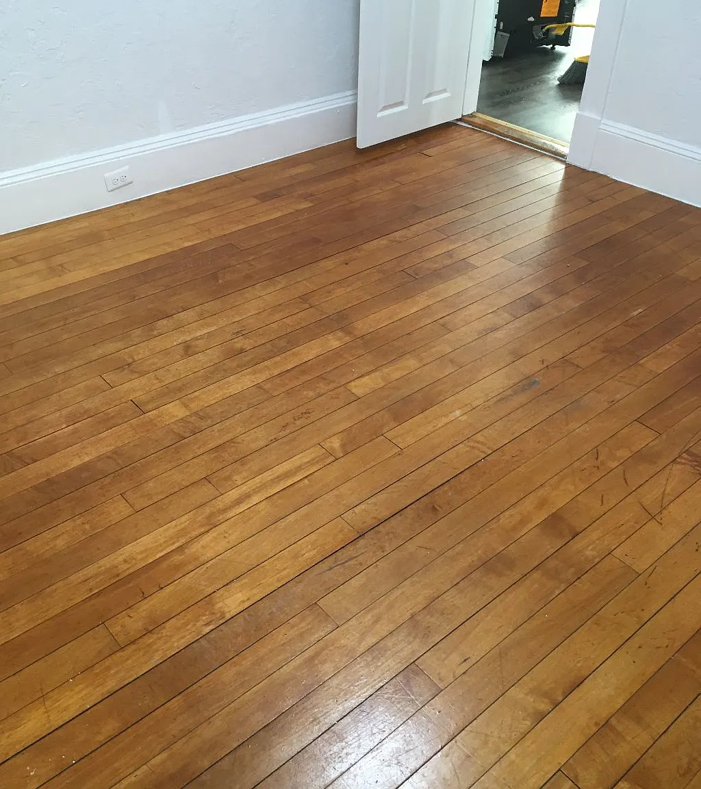 3 bed, 1100 sqft, $2,800 — Photo 4