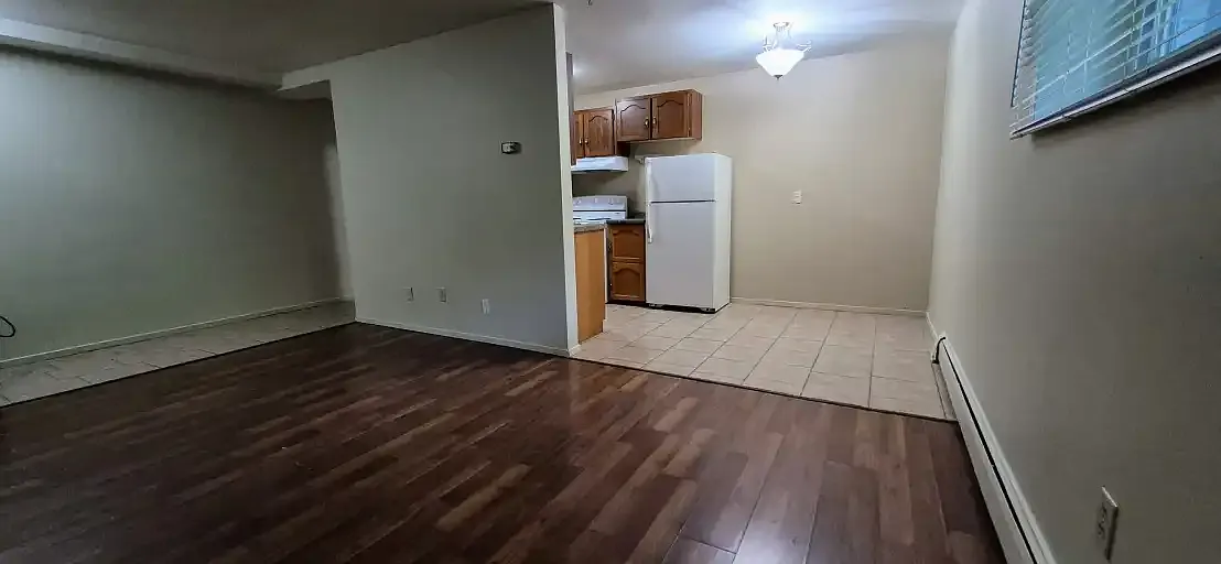 1 bed, 1.0 bath, 630 sqft, $1,700 — Photo 2