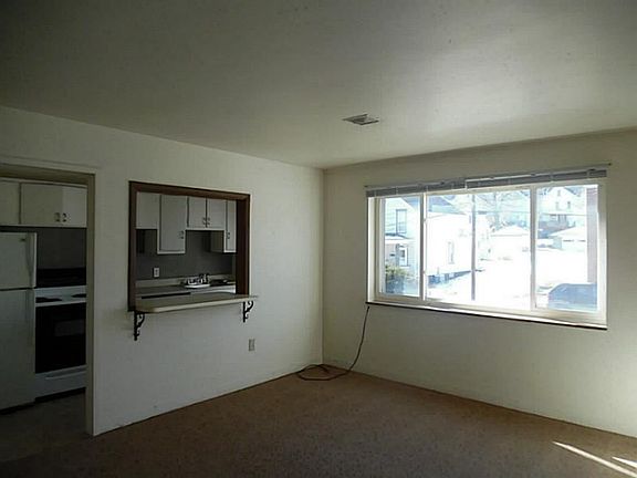 3rd image of 321 Culbertson Ave APT A1