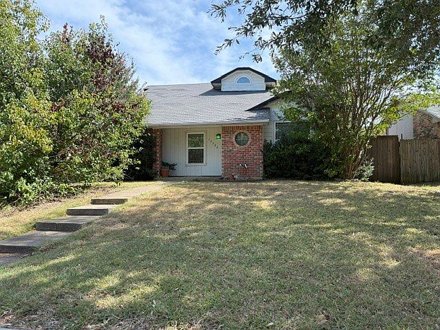 1st image of 13323 Cloverbrook Ln