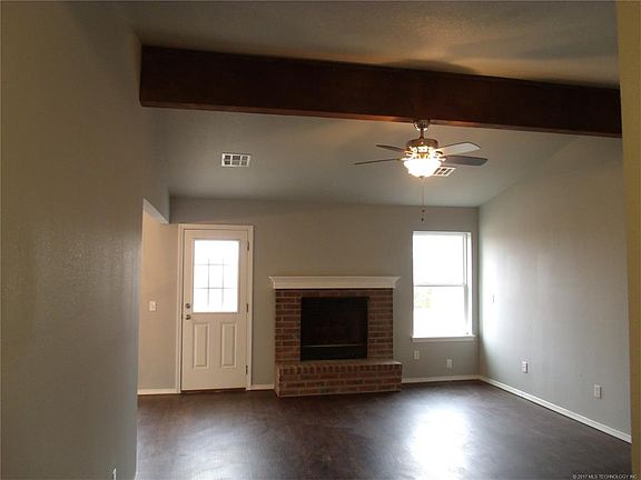 4th image of 9406 E Apple Ln