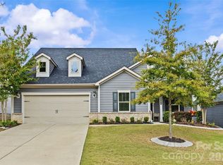 9306 Dufaux Dr, Charlotte, NC 28278