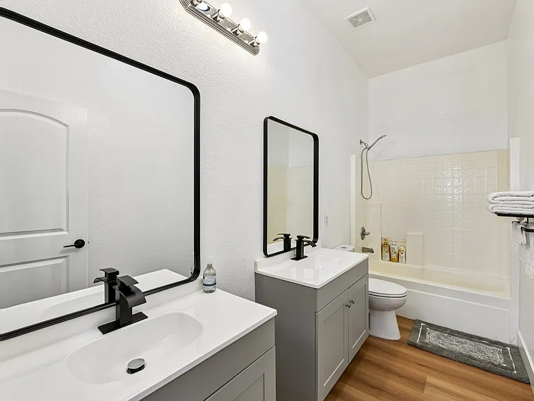 8154 Pond Brook Way — Photo 17