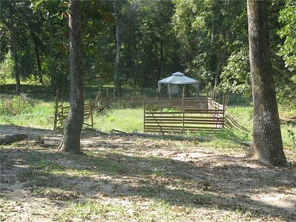 4th image of 31301 County Road 2100