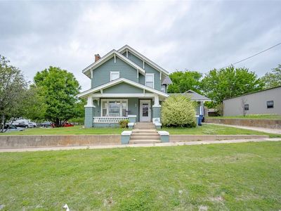 302 E Cherokee St, Wynnewood, OK, 73098