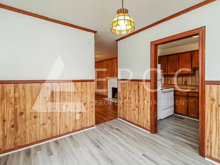 919 Bellvue St — Photo 3