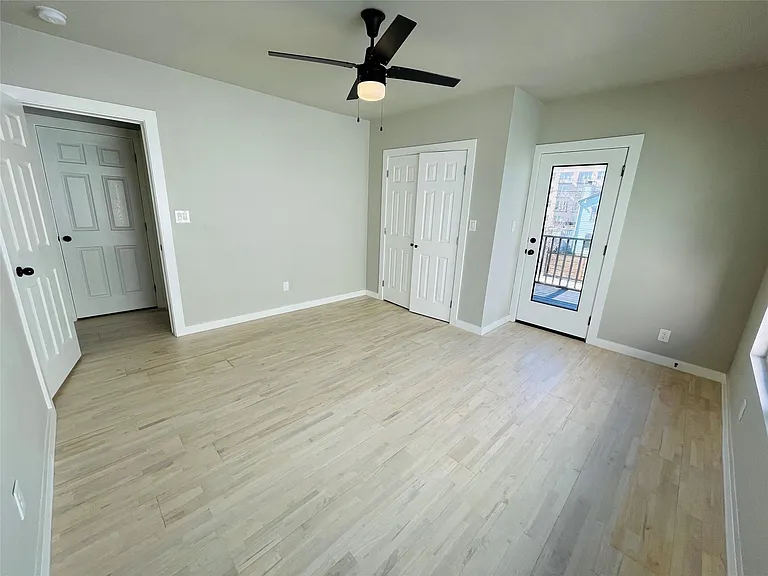 4609 Virginia Ave #202 — Photo 12