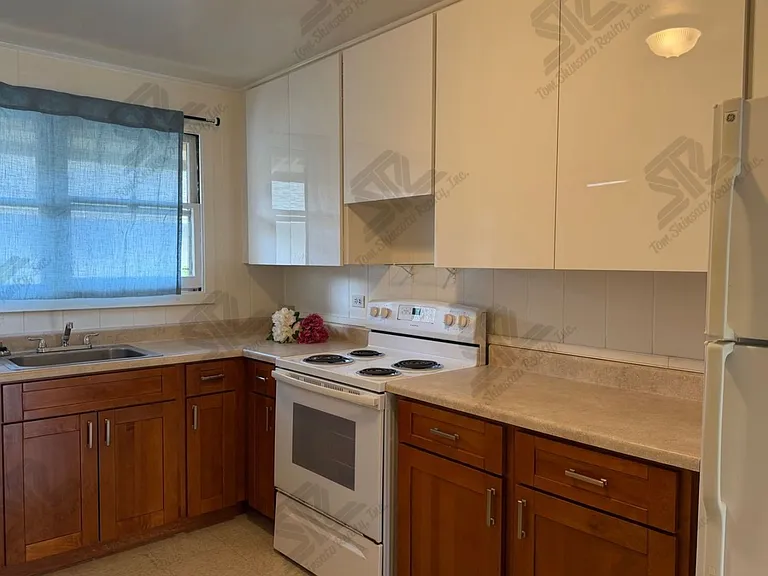 2459 Kapiolani Blvd — Photo 1