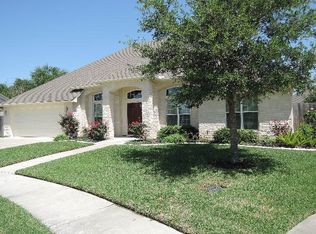 104 Crosswind Dr, Victoria, TX 77904