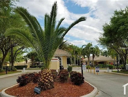 2 bed, $1,285 — Photo 2